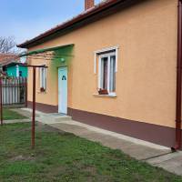 Felújított családi ház eladó Jászkarajenőn  ingatlan adatlap