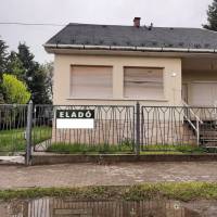 Dunaharasztin családi ház eladó!  ingatlan adatlap