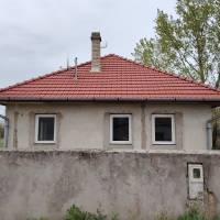 Csemő, 62 nm-es FELÚJÍTOTT  ház eladó!